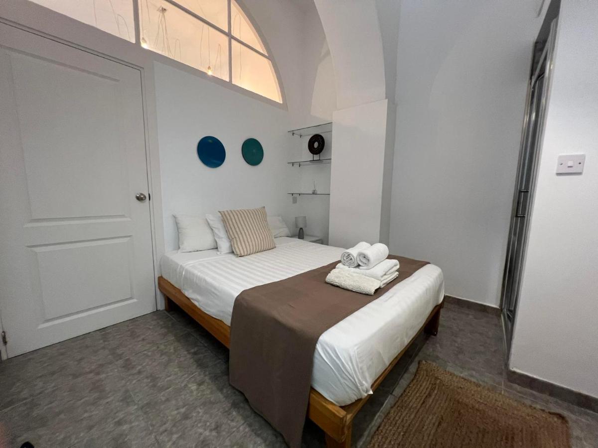 Quirky 1Br Just Off Main Street Prime Location Apartment Gibraltar Exterior photo